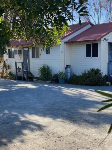 Dongara Breeze Inn Exterior photo