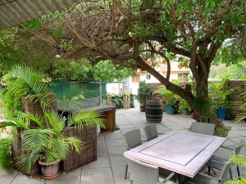 Dongara Breeze Inn Exterior photo